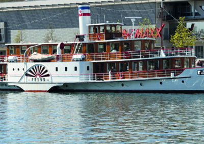 Nord-Ostsee-Kanal Historischer Raddampfer