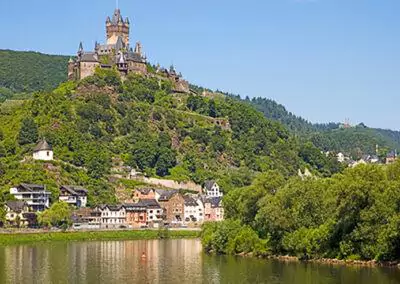 Fünf flüsse Busreise nictours 2025 Reichsburg