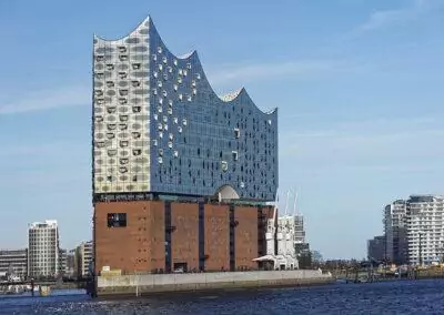 Elbphilharmonie Hamburg nictours Busreise