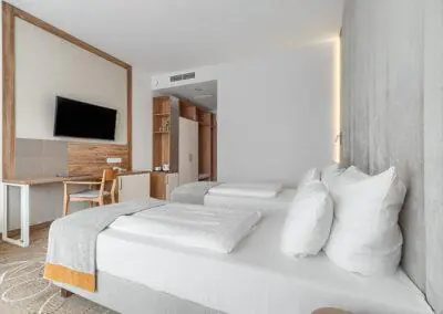Zimmer-Hotel-Swinemünde-Kurreise-nictours