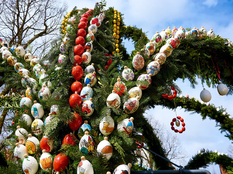 FRÄNKISCHE OSTERBRUNNEN