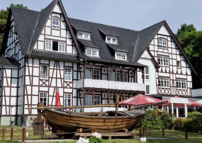 Ostseeurlaub auf der Insel Rügen nictours Busreise 2026 Leuchtturm